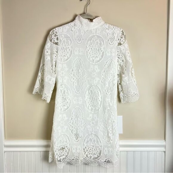 White Lace High Neck Dress Lined Flare Sleeves Scalloped Hem Size Small - Picture 1 of 4